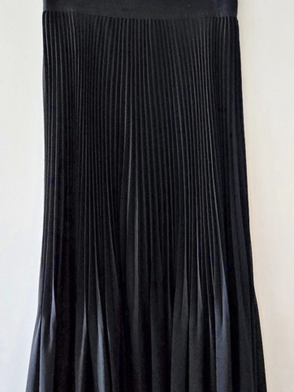 Wilfred Twirl Skirt Pleated Midi/ Maxi in Black, Medium